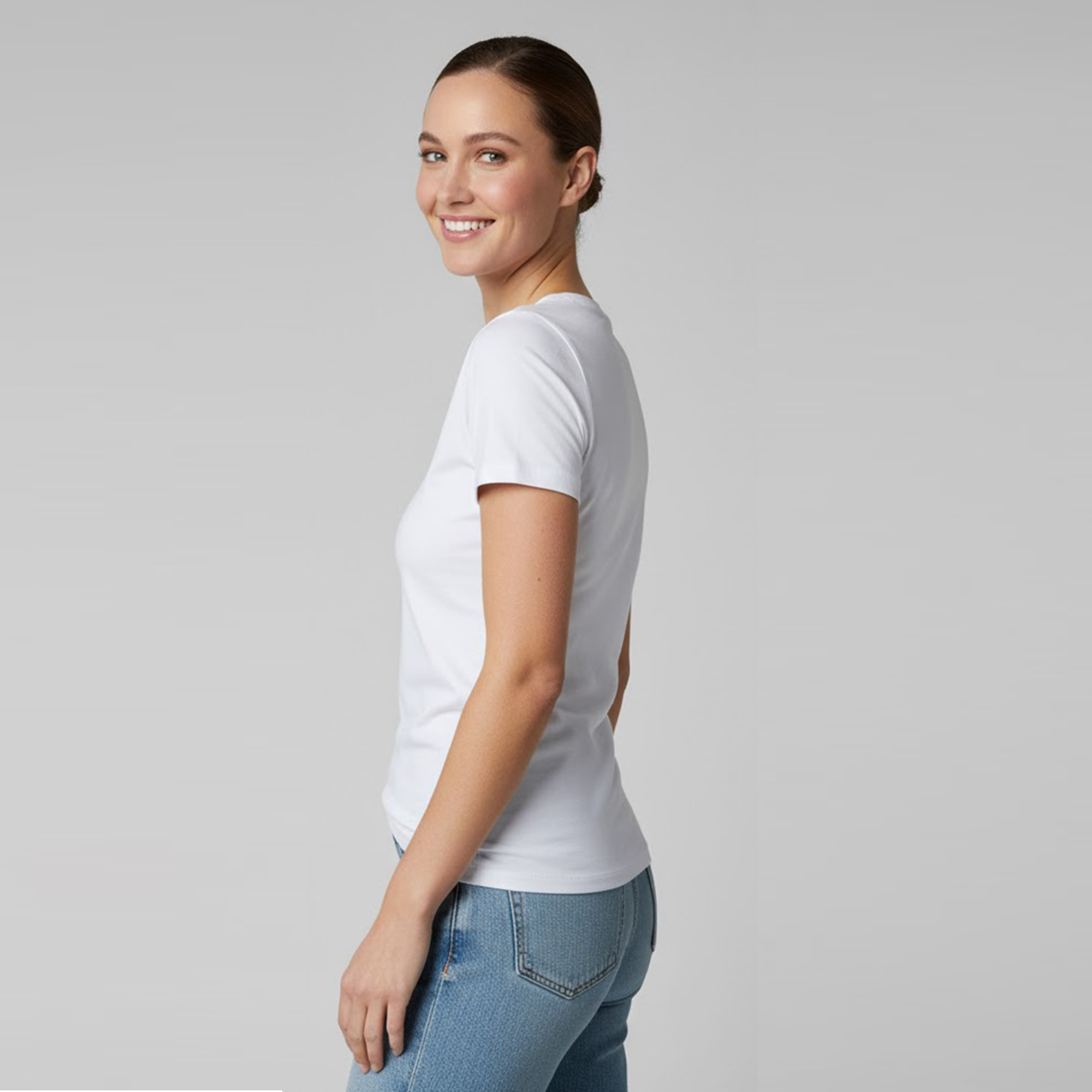 Unisex Soft Pure Cotton Round Neck Half Sleeve White T-shirt